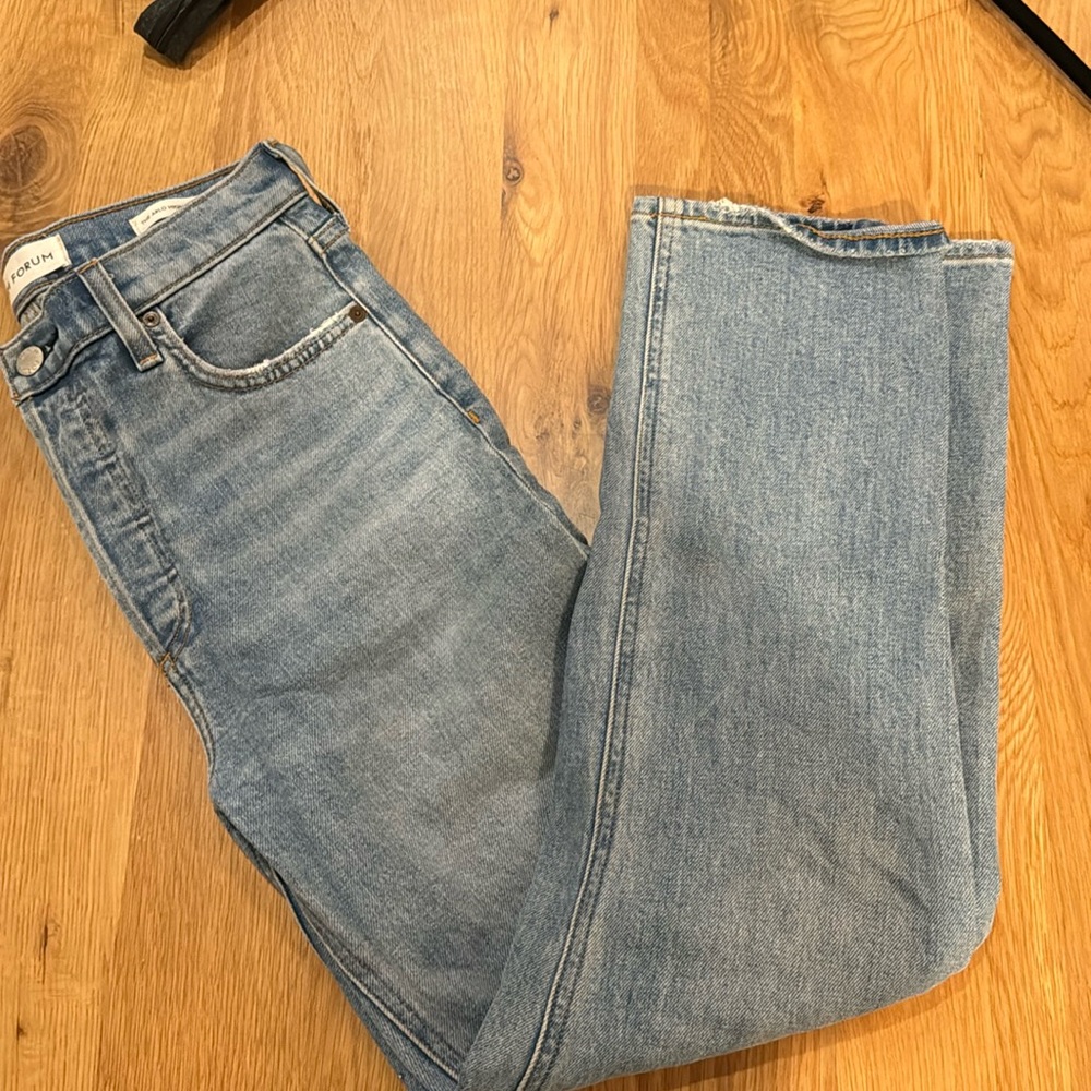 Denim Forum Arlo High Rise Straight - Size 26, 28L